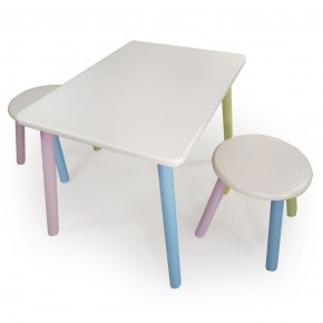 Детский комплект стол и два табурета круглых с накладкой Алфавит (Белый, Белый, Цветной) в Качканаре - kachkanar.mebel-74.com | фото