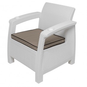 Комплект уличной мебели Yalta Premium Terrace Set (Ялта) белый (+подушки под спину) в Качканаре - kachkanar.mebel-74.com | фото